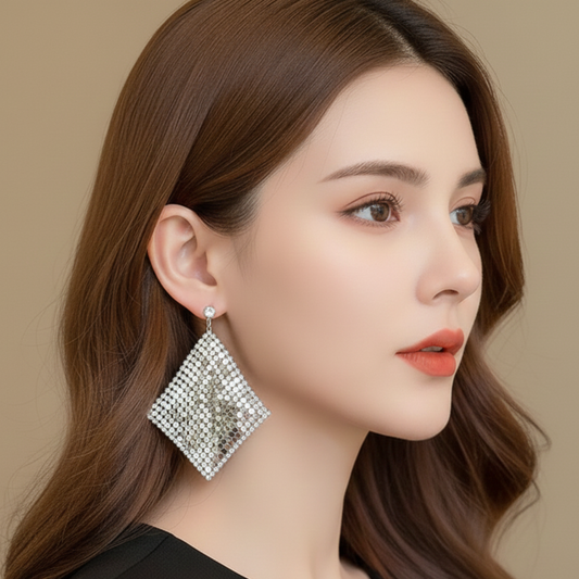 Classic Silver Earrings – Timeless Everyday Elegance