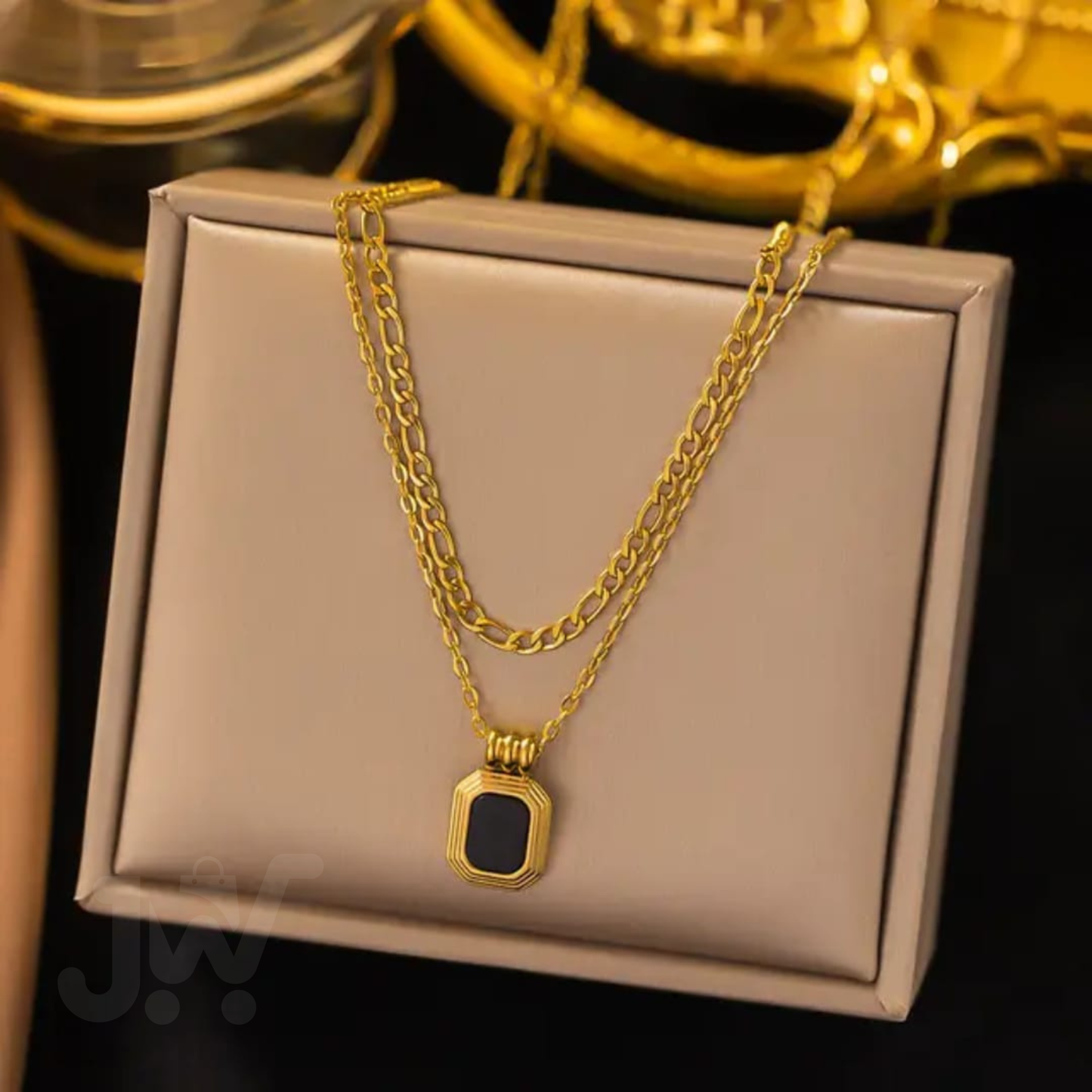 Black Pendant Double-Layered Necklace